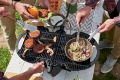 NomadiQ Draagbare Gasbarbecue - Zwart -Camping Verkoop 1266 1900 c2vydmljzt1pbwfnzxmmc3jjpwh0dhbzjtnbjtjgjtjgd3d3lm5vbwfkaxfiyneuy29tjtjgd3aty29udgvudcuyrnvwbg9hzhmlmkyymdiwjtjgmtalmkzub21hzglxlw1lzxitzgfulwvlbi1iyneuanbnjmn