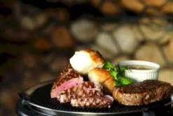 Cobb Pro Houtskoolbarbecue - Zalmrood -Camping Verkoop 1267 1900 250y8468 2