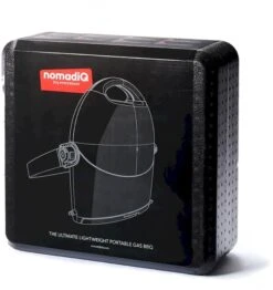 NomadiQ Draagbare Gasbarbecue - Zwart -Camping Verkoop 1900 1900 c2vydmljzt1pbwfnzxmmc3jjpwh0dhbzjtnbjtjgjtjgd3d3lm5vbwfkaxfiyneuy29tjtjgd3aty29udgvudcuyrnvwbg9hzhmlmkyymdiwjtjgmdclmkzub21hzglrlwjics1ib3gtms5qcgcmy2fjagvnyxj
