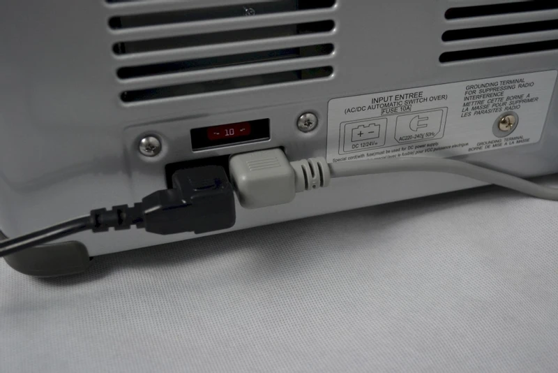 Engel MT35F-S Compressor Koelbox - 32 Liter 10 Engel MT35F-S Compressor Koelbox - 32 Liter - Afbeelding 8