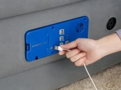 Bestway AlwayzAire Comfort Luchtbed - Queensize - Ingebouwde Elektrische Pomp -Camping Verkoop 900 1200 67706 8