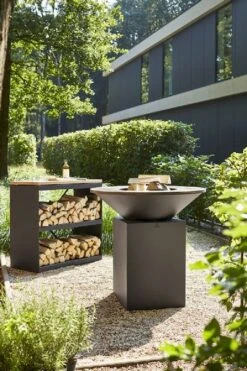 OFYR Classic Black 85 6 OFYR Classic Black 85 -Camping Verkoop 900 600 portrait 1 2