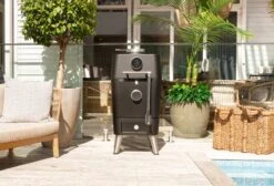 Everdure 4K Houtskool Barbecue Met Beschermhoes - Mat Zwart 11 Everdure 4K Houtskool Barbecue Met Beschermhoes - Mat Zwart -Camping Verkoop 9312646033740 6 copy