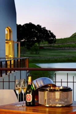 Cobb Premier Houtskoolbarbecue - Grijs 14 Cobb Premier Houtskoolbarbecue - Grijs -Camping Verkoop cobb premier 4